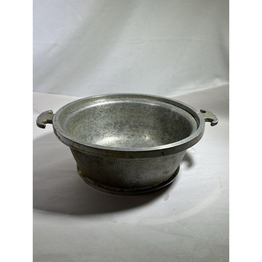 Vintage Guardian Service Ware Alluminum 10" Pot Cookware Collectible